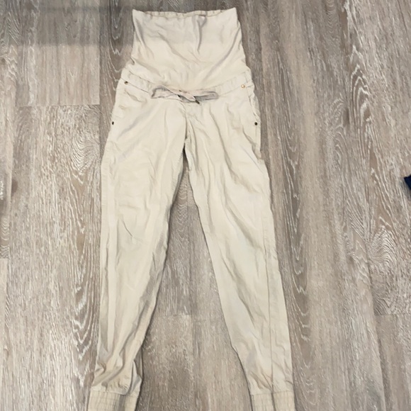 H & M maternity pants